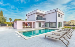 New modern stylish villa with outdoor pool